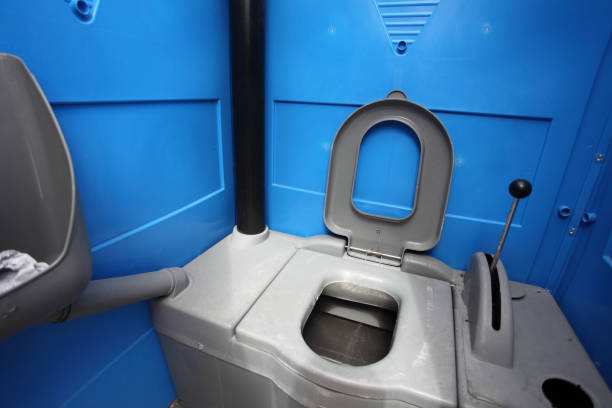 Portable Toilet Options We Offer in Ravenna, NE